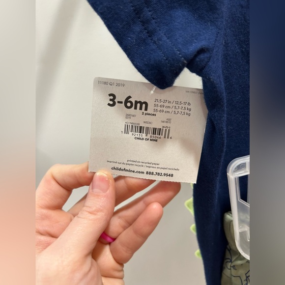 Carter’s baby boy dinosaur set - Picture 4 of 7